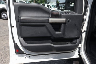 2022 Ford F-550SD Lariat