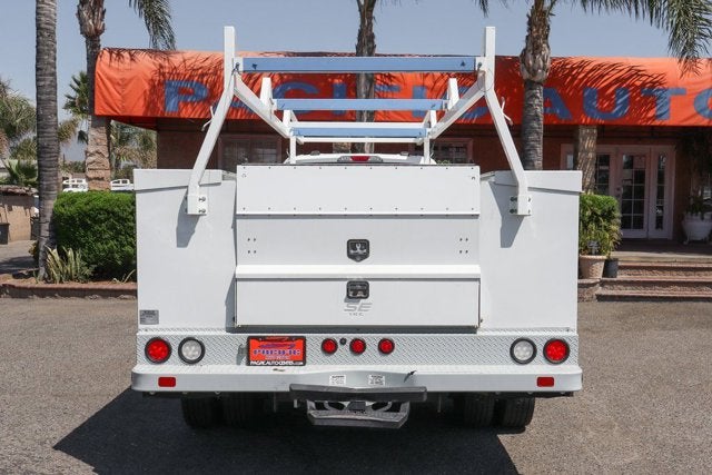 2022 Ford F-550SD Lariat