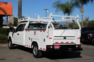 2022 Ford Super Duty F-350 SRW XL