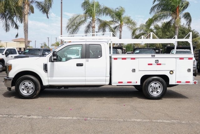 2018 Ford Super Duty F-350 SRW XL