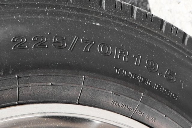 2001 Ford F-550SD XL