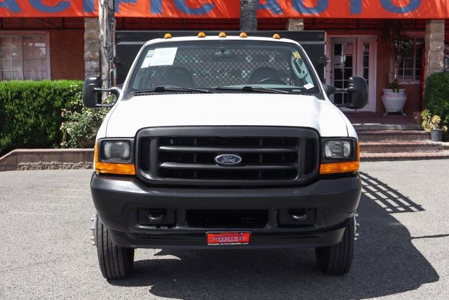 2001 Ford F-550SD XL