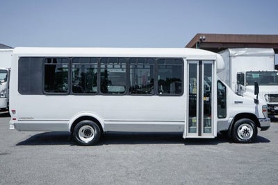 2013 Ford E-450SD Base