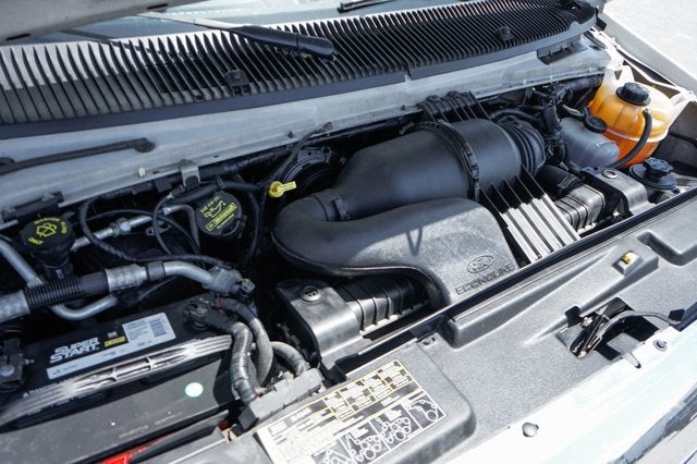 2013 Ford E-450SD Base
