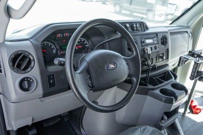 2013 Ford E-450SD Base