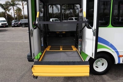 2015 Ford E-450SD Base