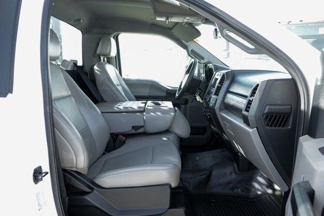 2020 Ford F-600SD XL