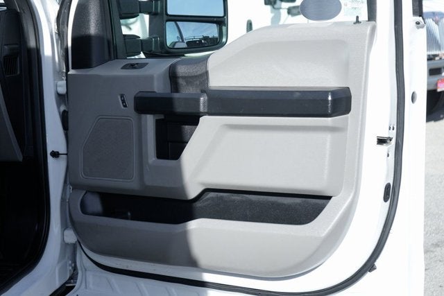 2020 Ford F-600SD XL