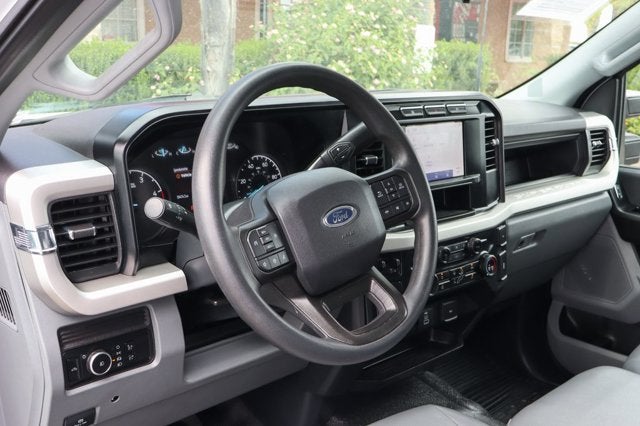 2024 Ford F-600SD XL