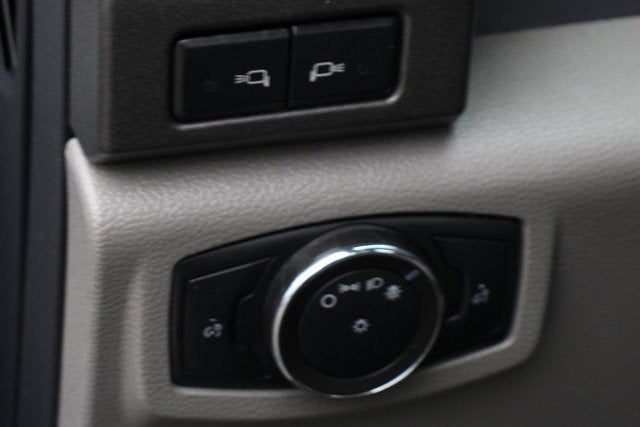 2022 Ford F-600SD XL