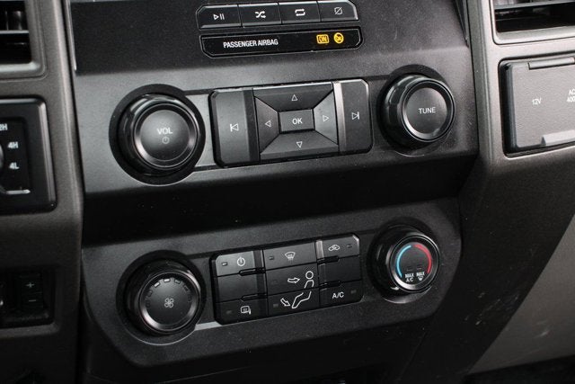 2022 Ford F-600SD XL