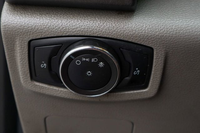 2022 Ford F-600SD XL