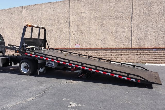 2023 Ford F-650SD Base