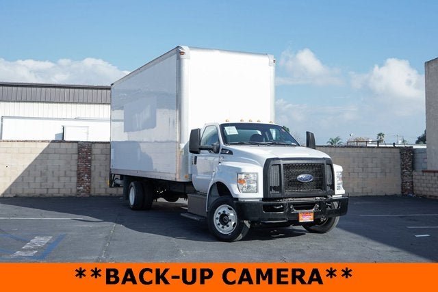 2017 Ford F-650SD Base