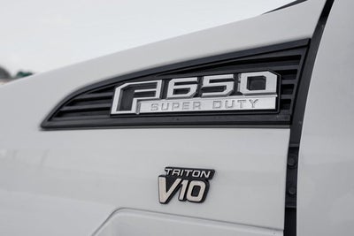 2017 Ford F-650SD Base