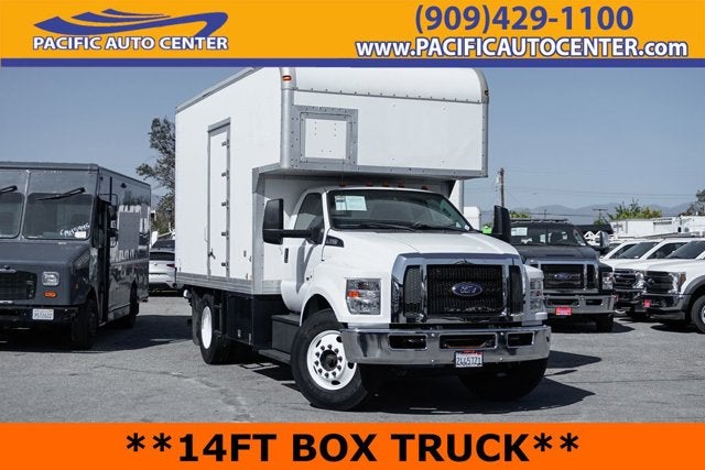 2016 Ford F-650SD Base