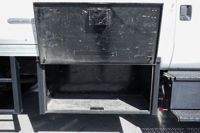 2016 Ford F-650SD Base