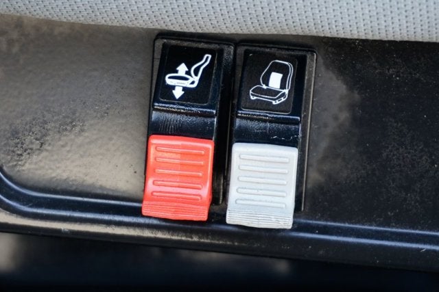 2016 Ford F-650SD Base