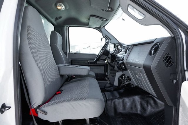 2016 Ford F-650SD Base