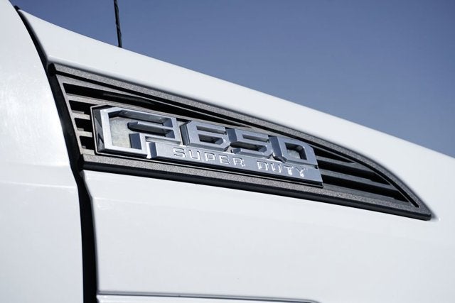 2016 Ford F-650SD Base