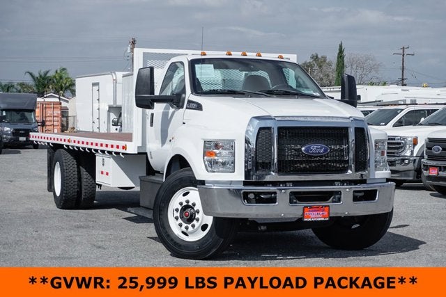 2016 Ford F-650SD Base