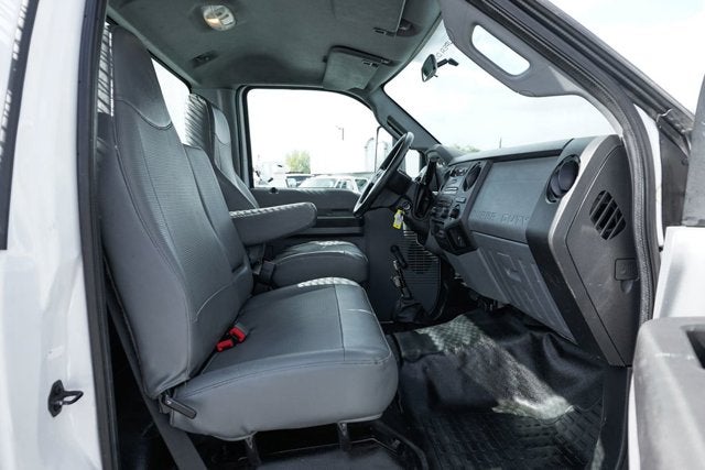 2016 Ford F-650SD Base