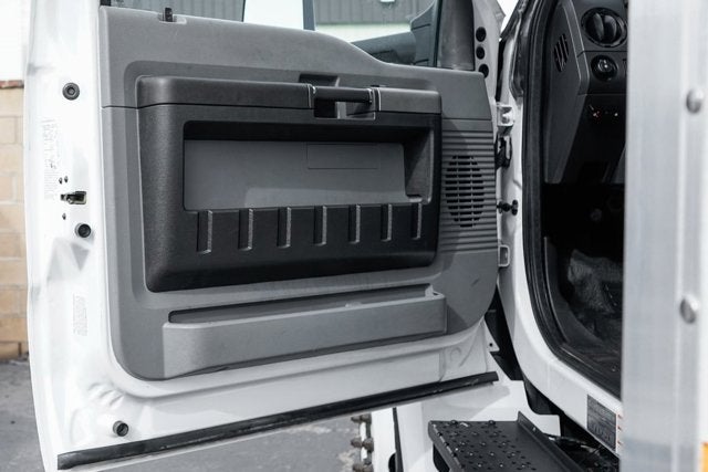 2016 Ford F-650SD Base