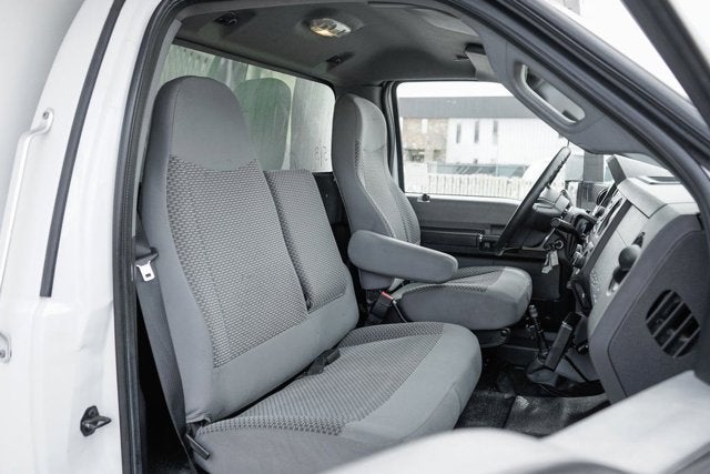 2016 Ford F-650SD Base