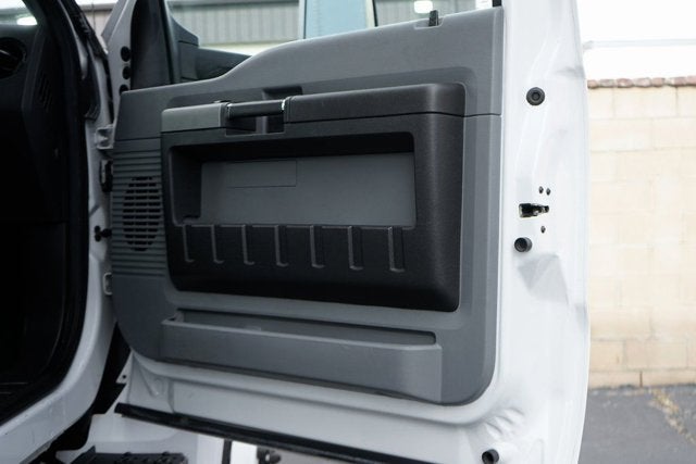 2016 Ford F-650SD Base