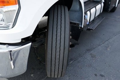 2016 Ford F-650SD Base