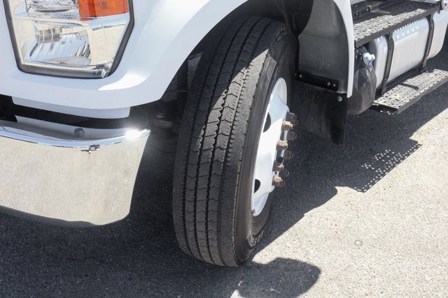 2022 Ford F-650SD Base