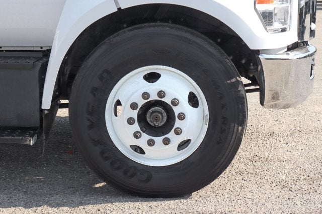2023 Ford F-650SD Base