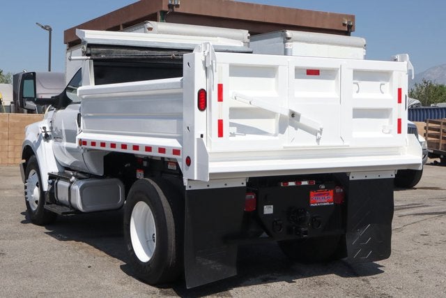 2023 Ford F-650SD Base