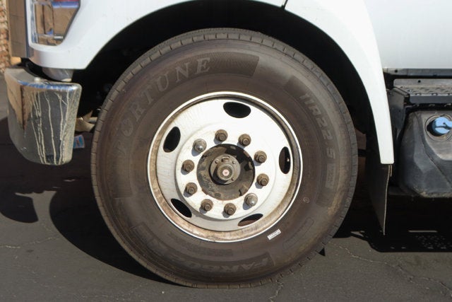 2022 Ford F-650SD Base
