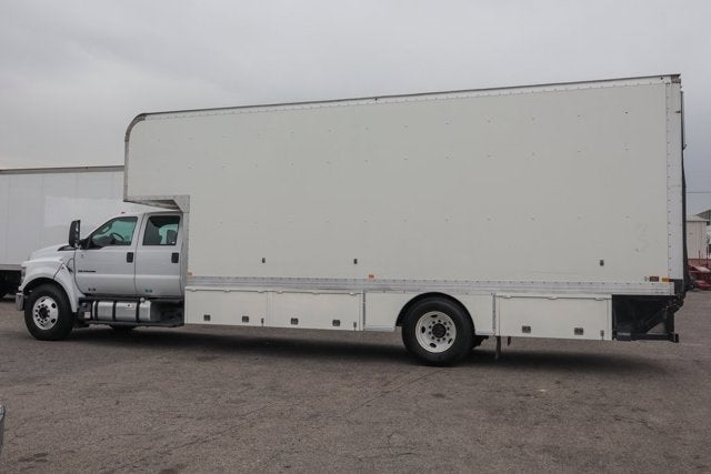 2016 Ford F-650SD Base