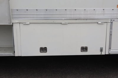 2016 Ford F-650SD Base