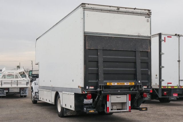 2016 Ford F-650SD Base