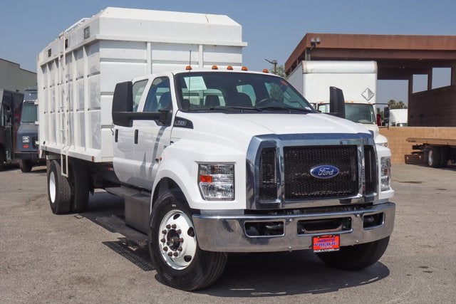 2023 Ford F-650SD Base