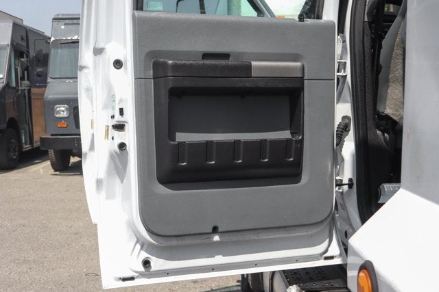 2023 Ford F-650SD Base
