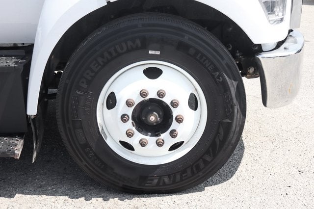 2023 Ford F-650SD Base