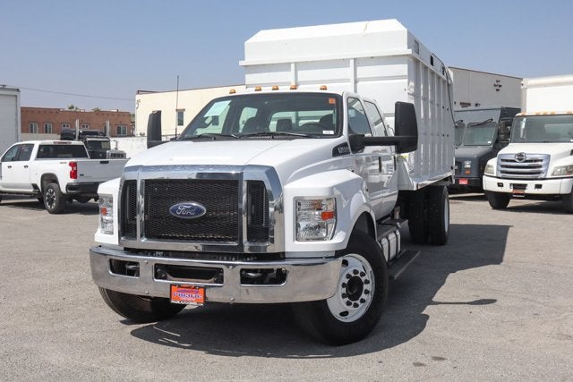 2023 Ford F-650SD Base