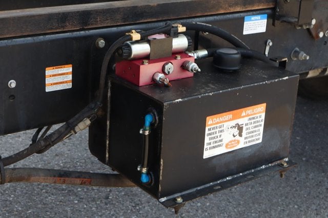 2023 Ford F-650SD Base