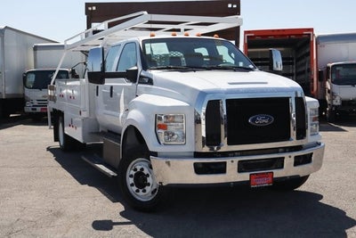 2017 Ford F-650SD Base