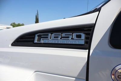 2017 Ford F-650SD Base