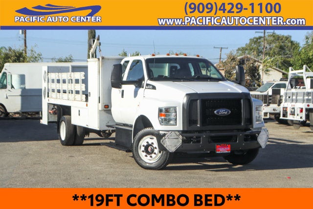 2017 Ford F-650SD Base