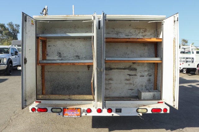2017 Ford F-650SD Base