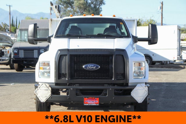 2017 Ford F-650SD Base
