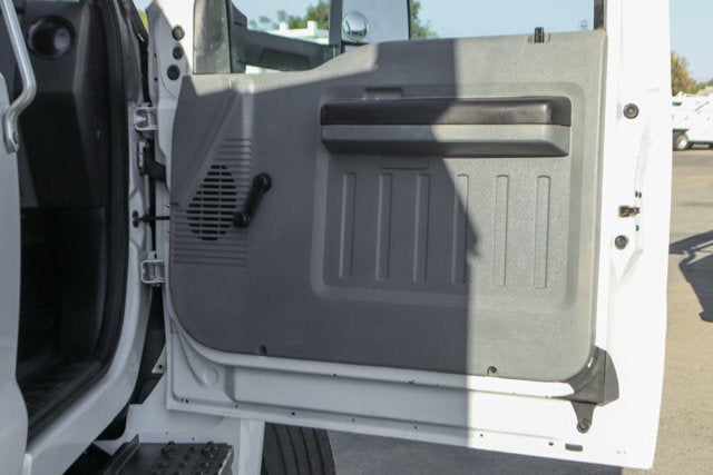 2017 Ford F-650SD Base