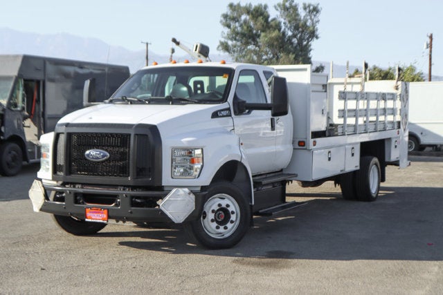 2017 Ford F-650SD Base