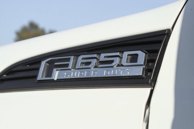 2017 Ford F-650SD Base